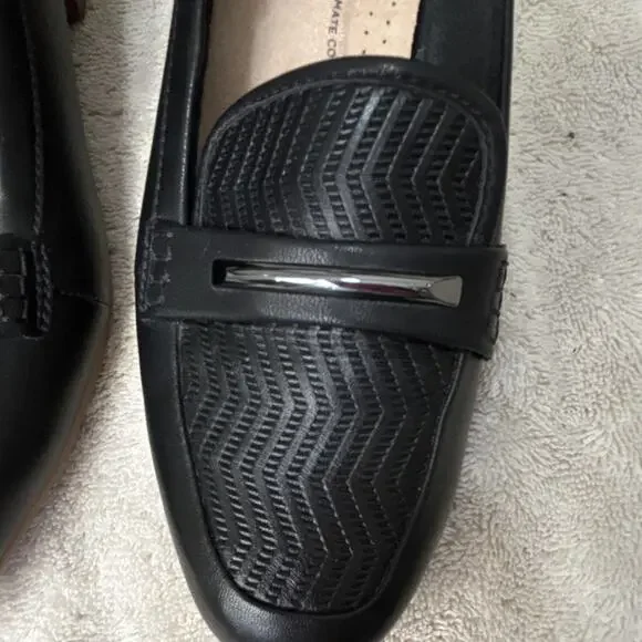 Clarks Women's Juliet Aster Slip On Loafer Flats. Sz 8.5 - Picture 5 of 5